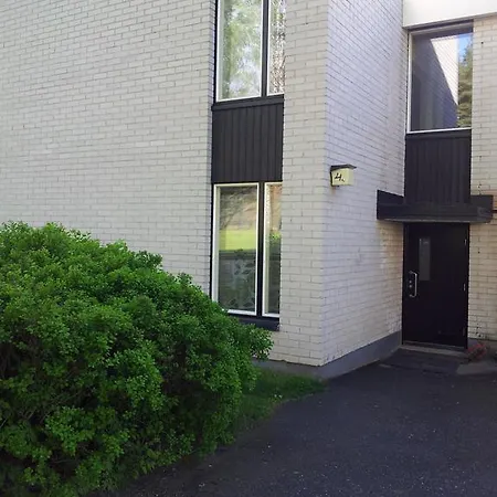 Kallioharjuntie, 4 *